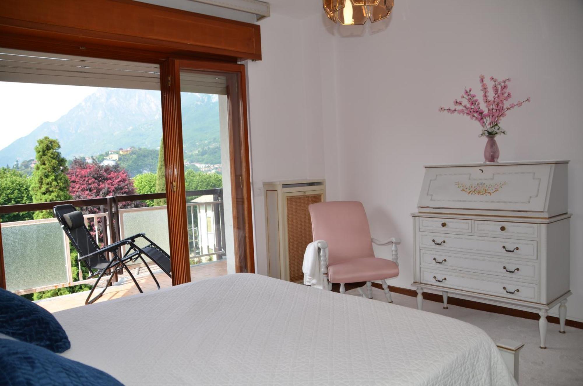 Appartamento Big Romantic Lake View & Terrace Lecco Esterno foto